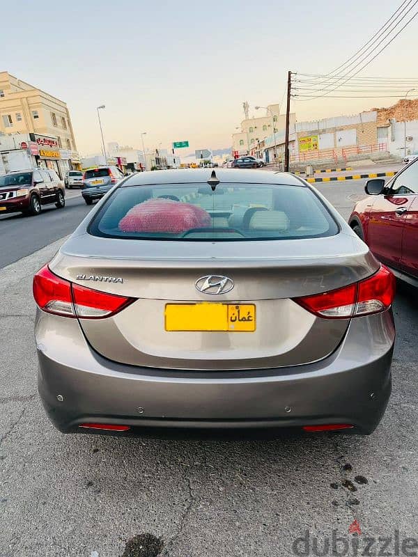 Hyundai Elantra 2013 5