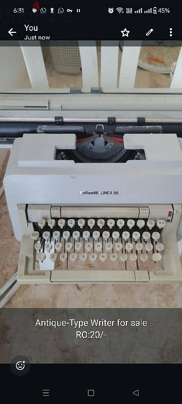 MANUAL TYPEWRITER 1