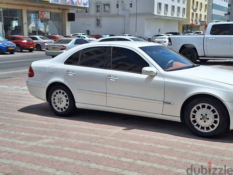 Mercedes-Benz E240 2005 2