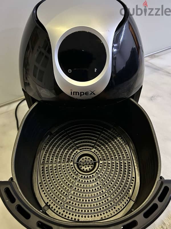 Airfryer قلاية هوائية 1