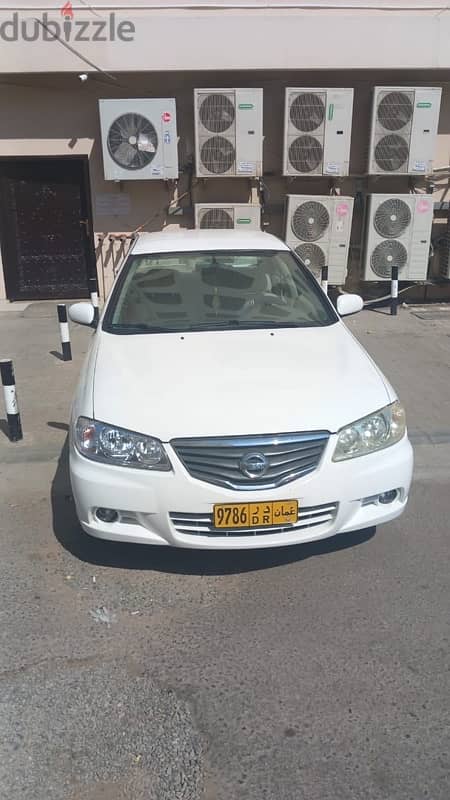 Nissan Sunny 2010 4