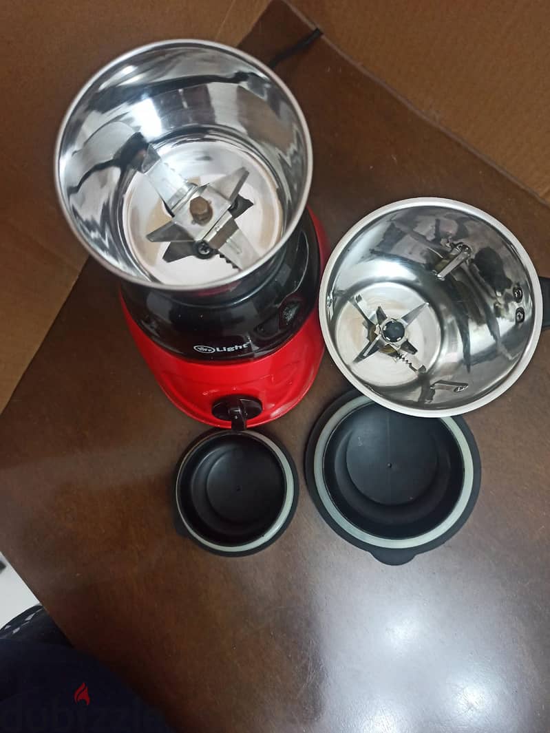 Powerful Mixer Grinder for Sale – Blend, Grind, and Chop with Ease! 1