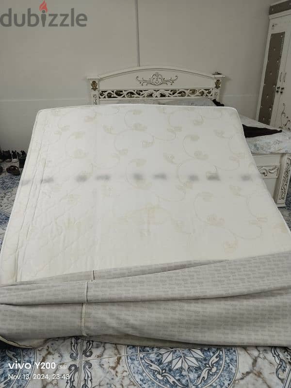 good condition used  matress is for sale 0