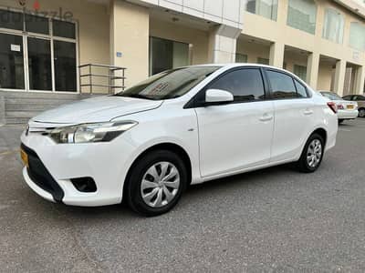 Toyota Yaris 2014. Gear automatic. Excellent condition