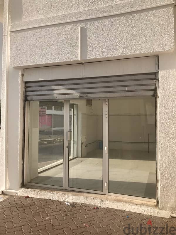 SHOP FOR RENT IN MUTRAH HIGH STREET 3