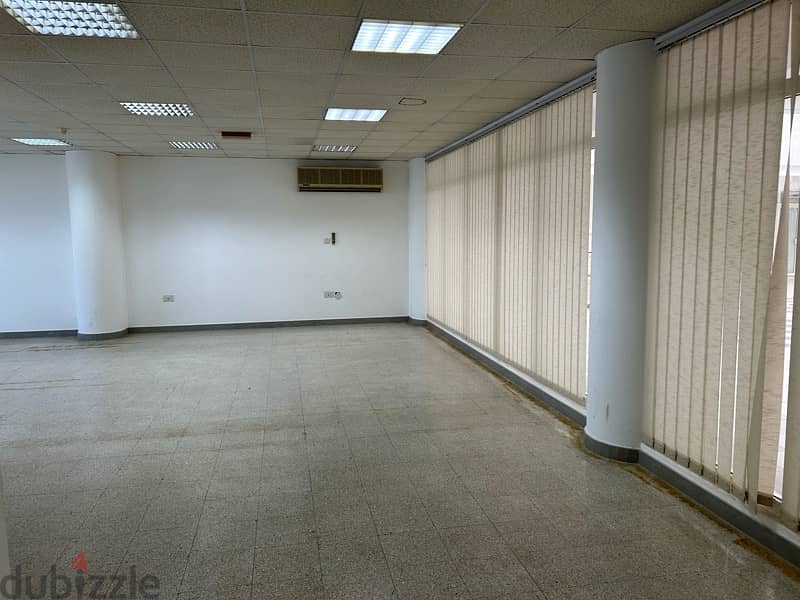 Office space for rent in Al Khuwair 5