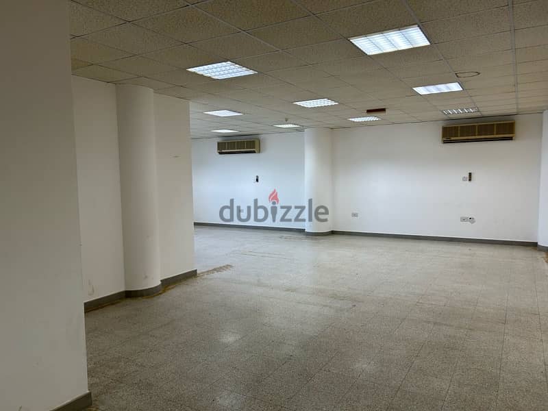 Office space for rent in Al Khuwair 6