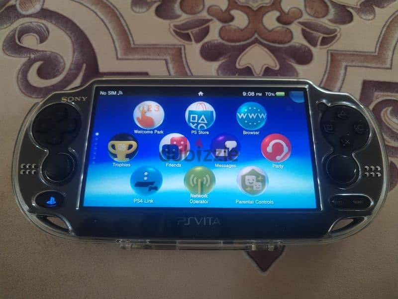 ps vita haked with 2 memory card 4 and 64 gig 9