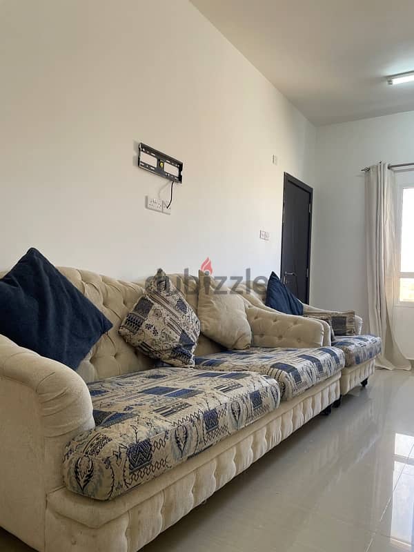 2 bhk Flat for rent in Amerat Near Nesto 1