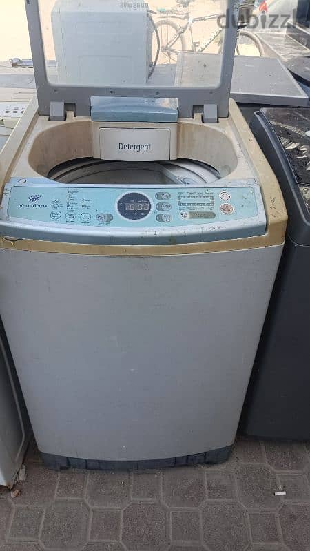 Neat and clean Automatic washing machine 1