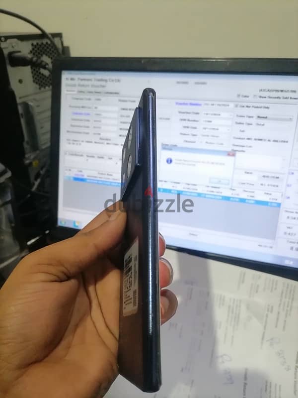 Infinix note 40pro with box charger and 10 month warranty 1