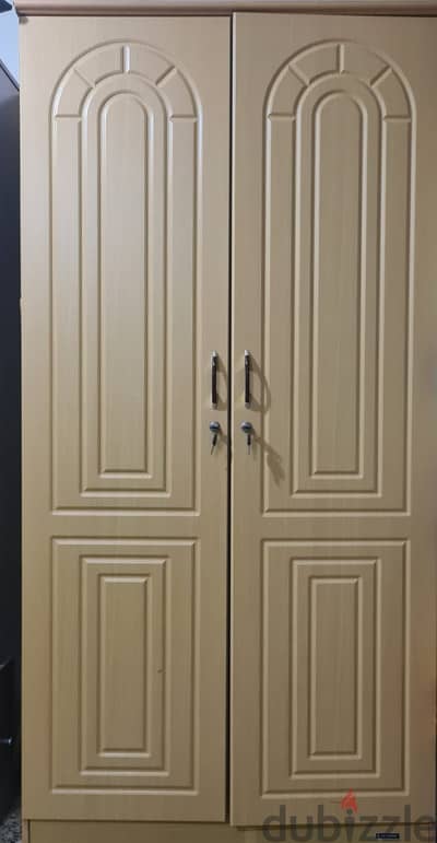 2 door wardrobe