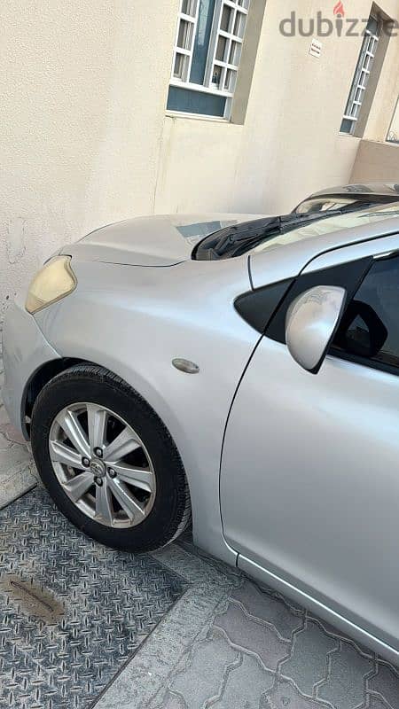 Toyota Yaris 2009 1