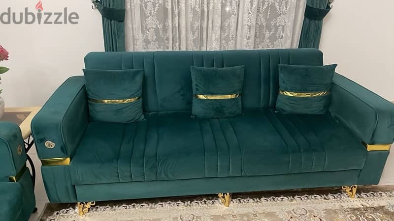 sofa for sale available in maabela 2