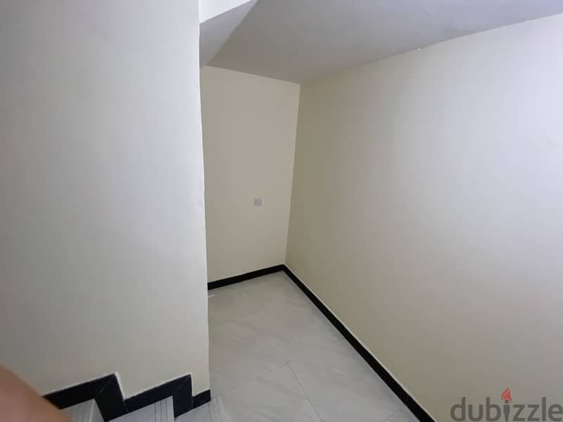 6me36-Perfect 6 BHK Villa For Rent in Qurum 6