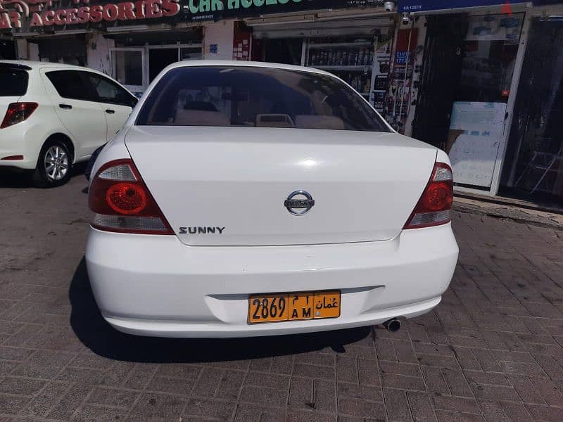 Nissan Sunny 2007 4