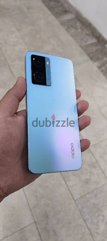 OPPO A77 1