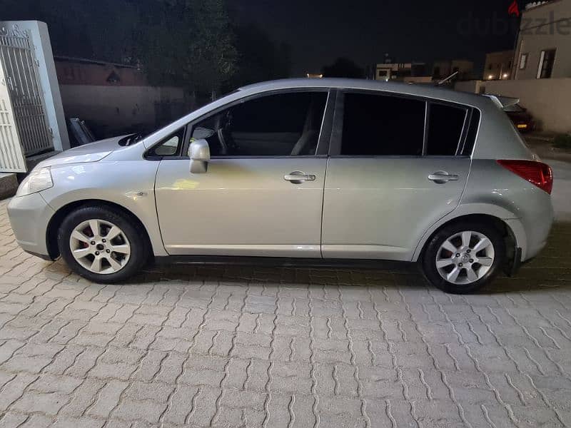 Nissan Tiida 2008 8