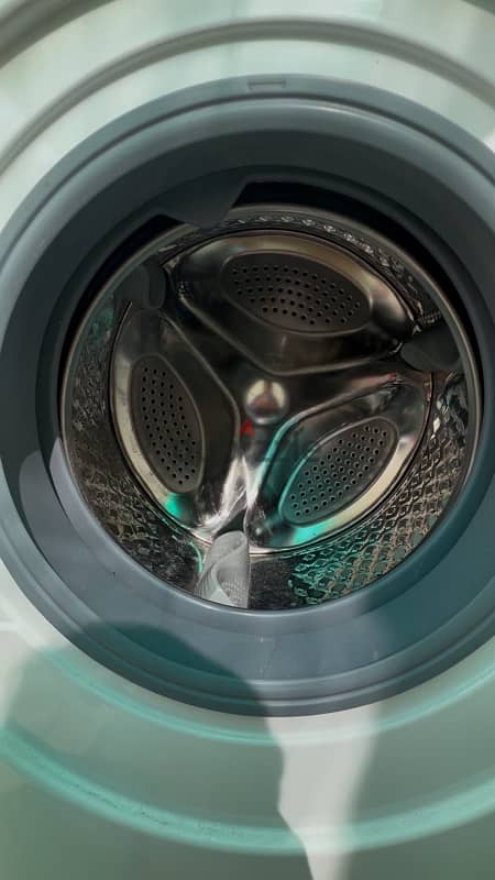 Washing Machine - Front door automatic 7kg 4