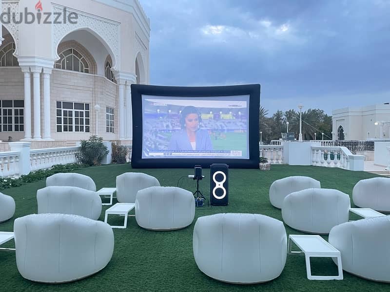 outdoor inflatable screen 10