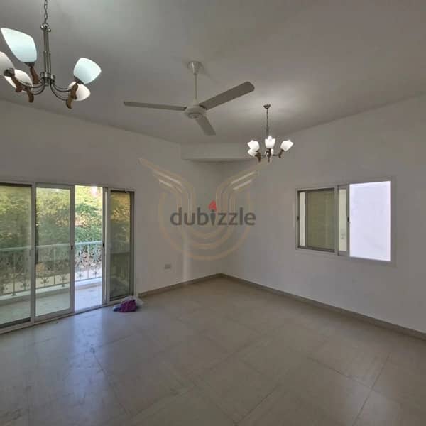 Luxury villa in Al Khuwair 5+1 bhk for rent 1