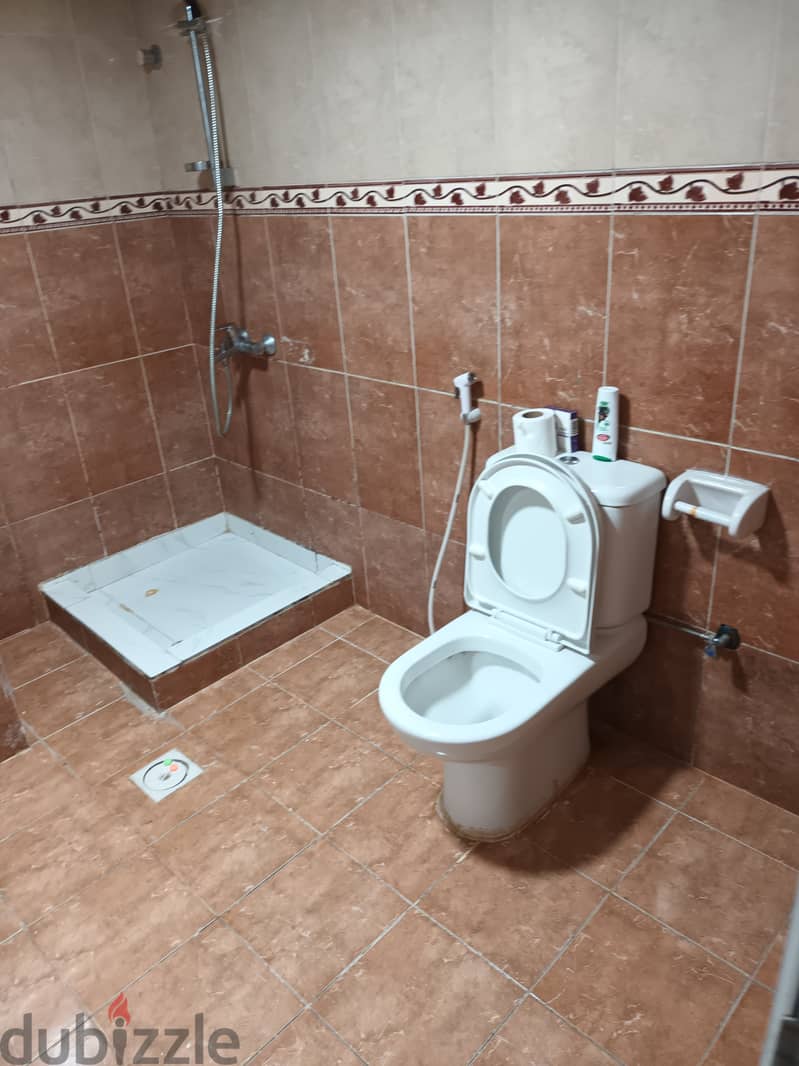 Sharing Furnished Room With Attached Bathroom For Bachelors in Ruwi 9