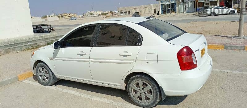 Hyundai Accent 2010 3