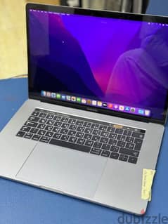 MacBook Pro 15" Ratina with 4Gb dadicated Graphics 0