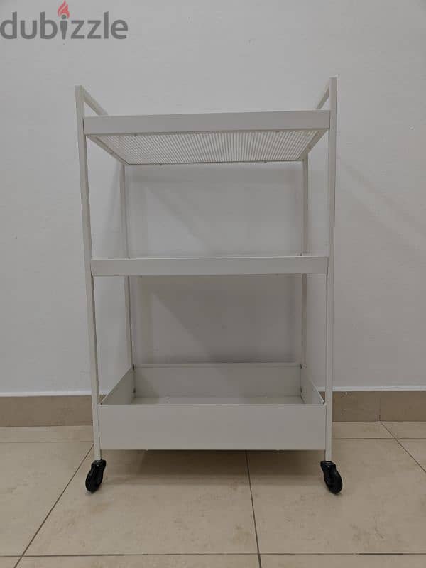 Multipurpose trolley and a table. 1