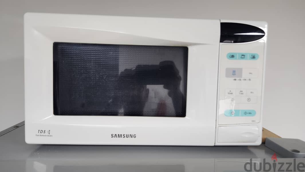 Microwave Oven 0