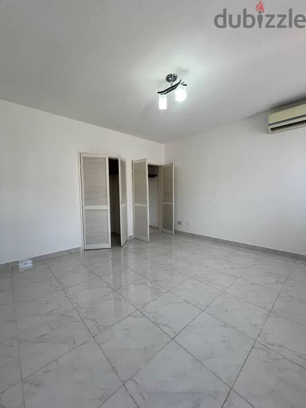 4 BHK TOWNHOUSE FOR RENT - MQ 2