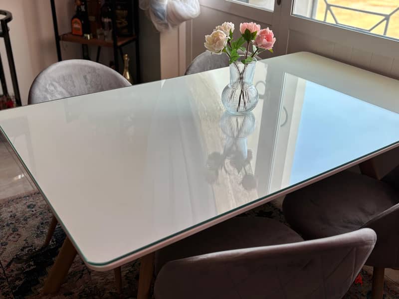 Dining table for sale 1