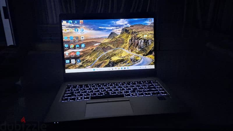 Hp Elitebook G5 8Gen core i5 256gb ssd 0