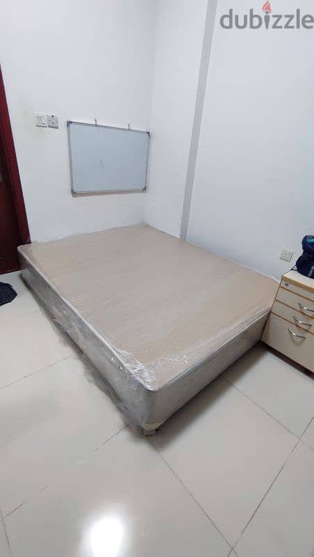 bed frame 0