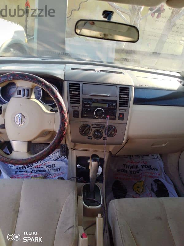 Nissan Versa 2010 8