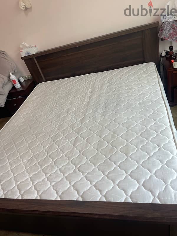 king size mattress 0