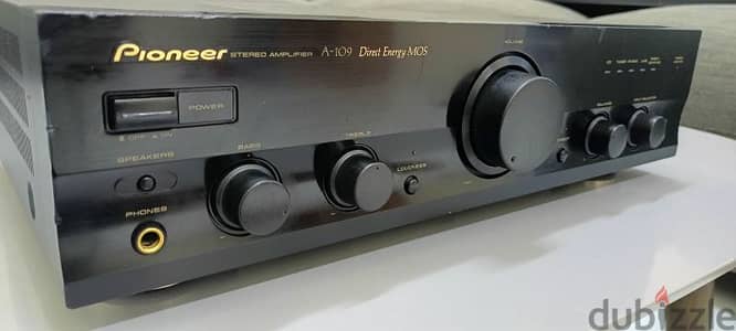 Pioneer A-109 high power stereo amplifier