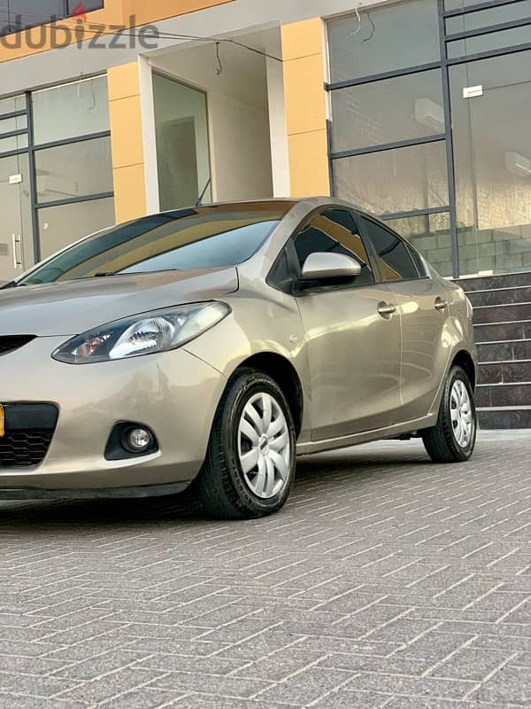 Mazda 2 2011 3