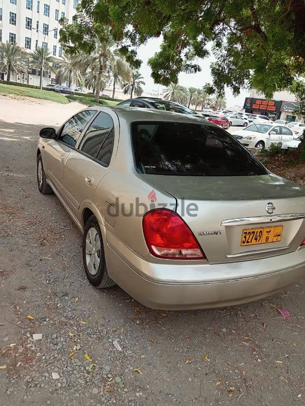 Nissan Sunny 2009 1