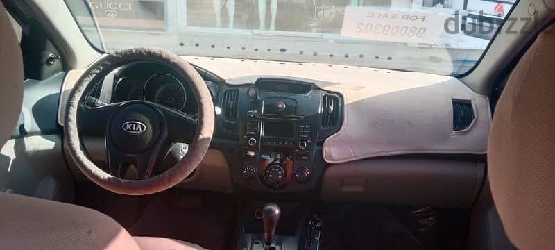 Kia Cerato 2010 4