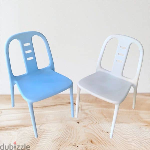 solid plastic chair 1