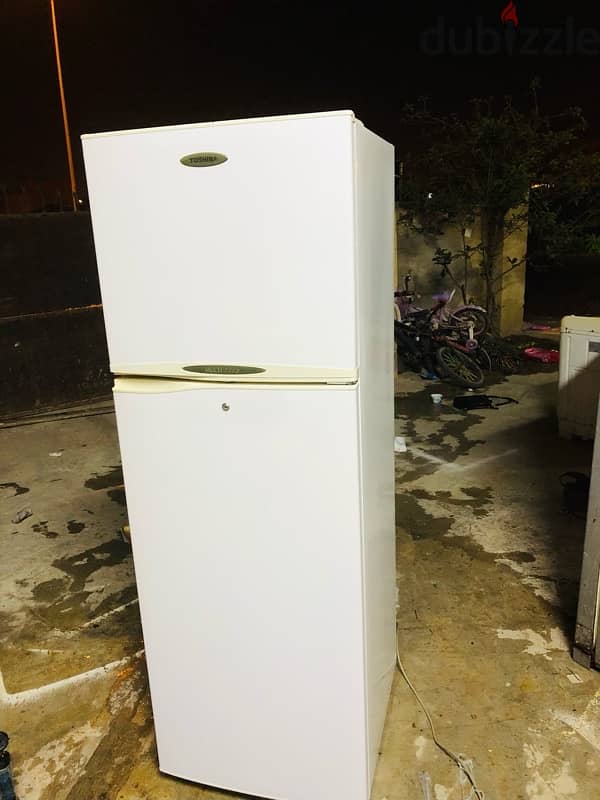 Toshiba Refrigerator all ok naw 2