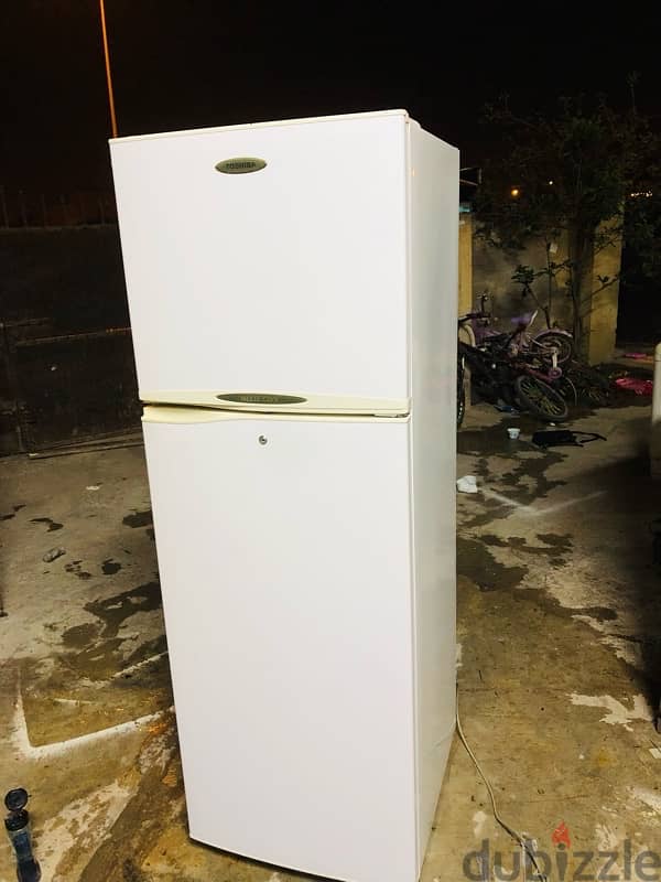 Toshiba Refrigerator all ok naw 5