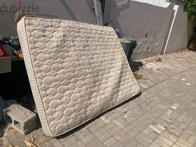 mattress medium 120*200  delivry available 15 rials