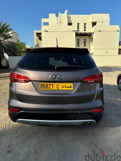 Hyundai Santa Fe 2013 Glx 3.3 top model GCC spec