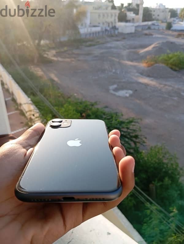 iphone 11 urgent sale 4