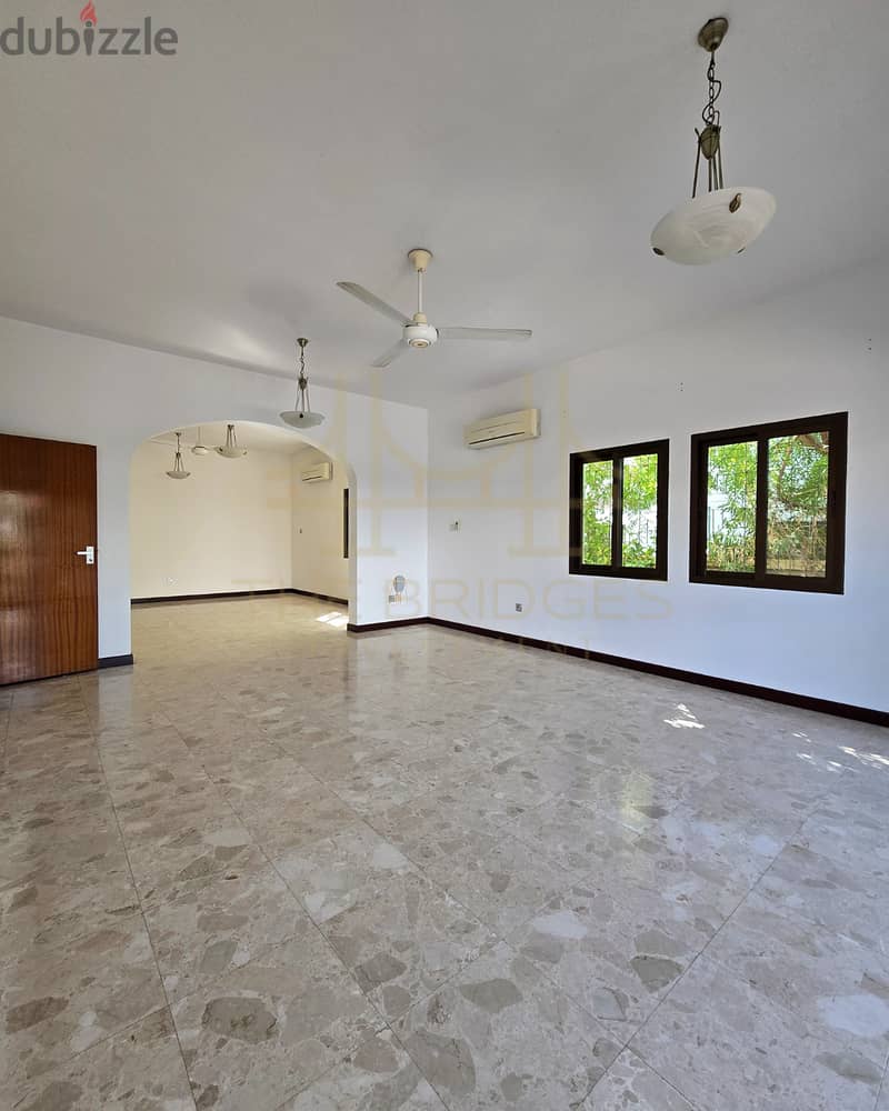 AL QURUM | SPACIOUS 3+1BR COMPOUND VILLA 7