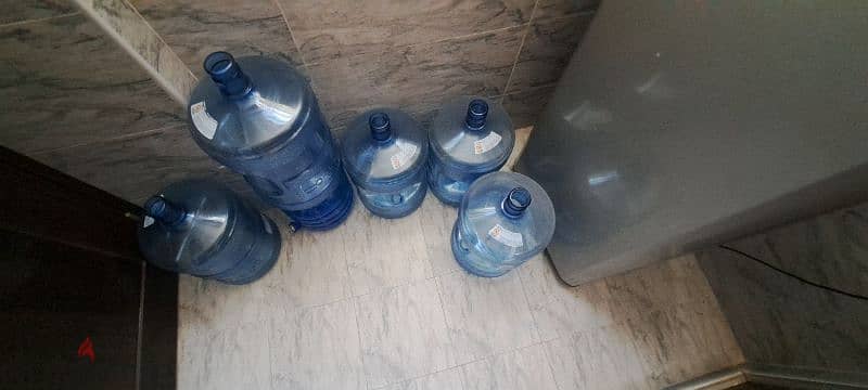 6 nos. of oasis water bottles 1