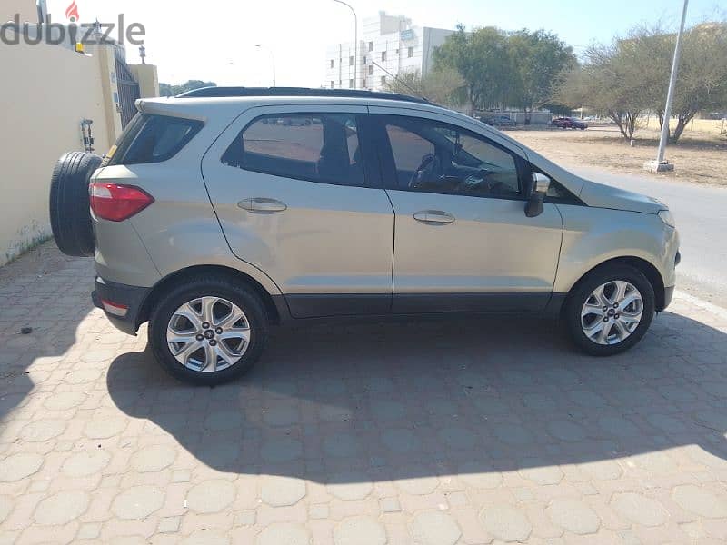 Ford EcoSport 2015 17