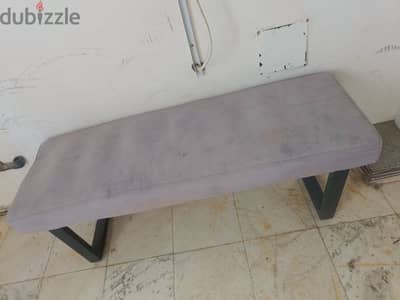 bench 4'x 1.5'